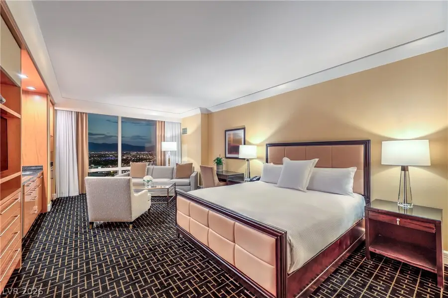 2000 Fashion Show Drive #5018, Las Vegas, NV 89109 - #2