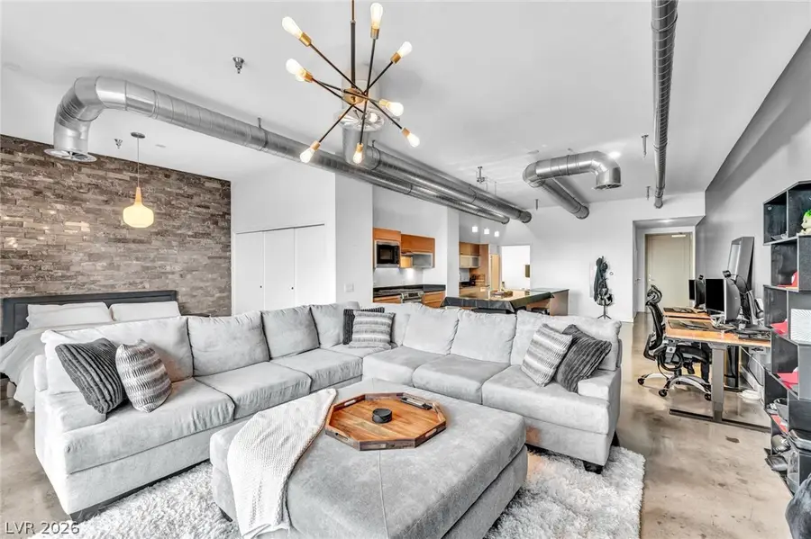 200 Hoover Avenue #807, Las Vegas, NV 89101 - #3