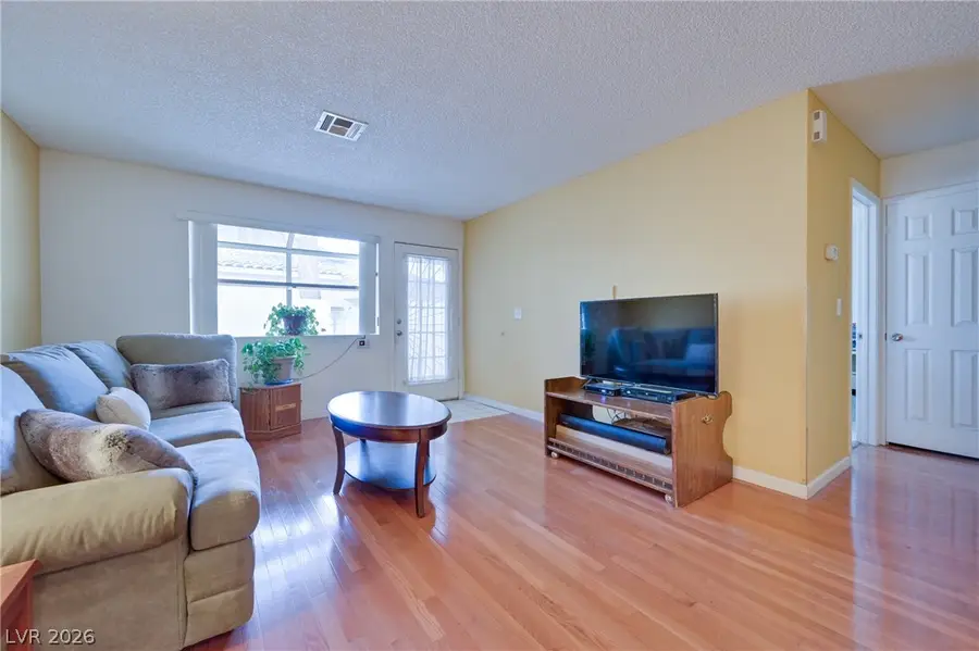 2032 Bavington Drive #B, Las Vegas, NV 89108 - #2