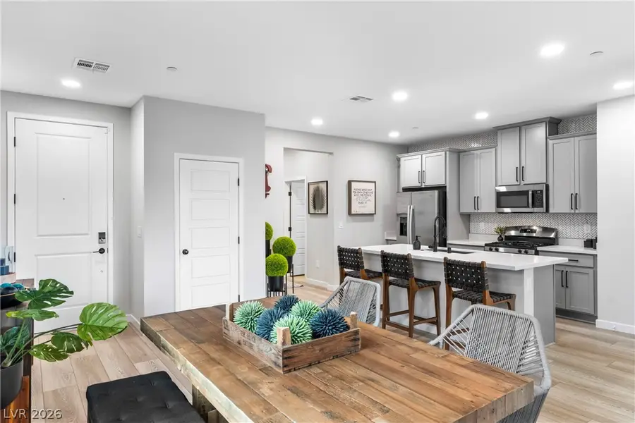 9386 Sequoia Ridge Avenue, Las Vegas, NV 89143 - #3