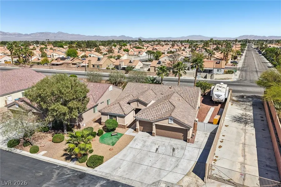 5002 Mirage Garden Street, Las Vegas, NV 89130 - #3
