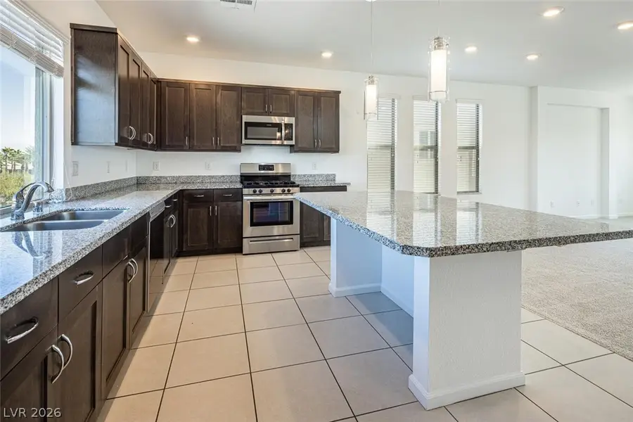 8040 Carpenter Creek Avenue, Las Vegas, NV 89113 - #3