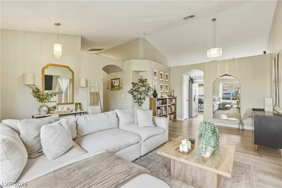 8913 Dolente Avenue, Las Vegas, NV 89129 - #3