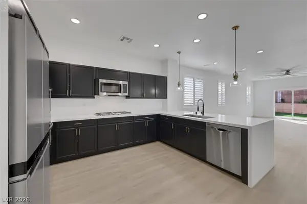 7035 Thistle Ridge Street, Las Vegas, NV 89166