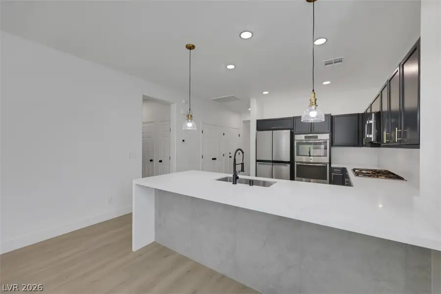 7035 Thistle Ridge Street, Las Vegas, NV 89166 - #2