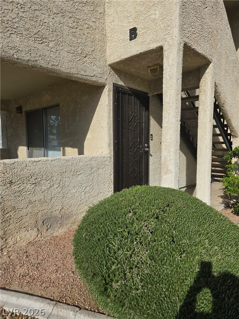 5060 Newport Cove Drive #B, Las Vegas, NV 89119 - #3