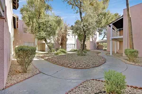 2236 E Desert Inn Road, Las Vegas, NV 89169