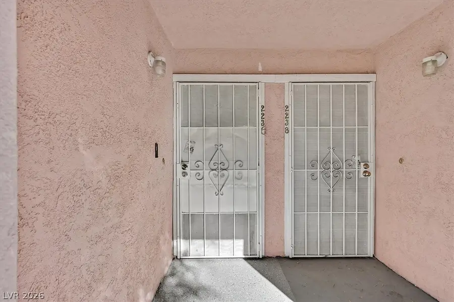 2236 E Desert Inn Road, Las Vegas, NV 89169 - #2