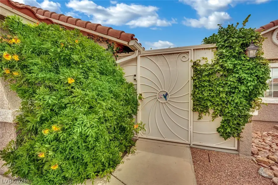 9180 Mohawk Street, Las Vegas, NV 89139 - #3