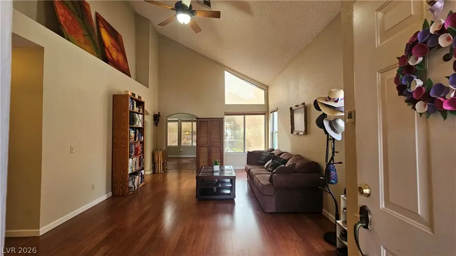 3205 Shallow Point Circle, Las Vegas, NV 89117 - #3