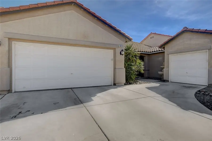 5819 Toofer Winds Court, Las Vegas, NV 89131 - #2