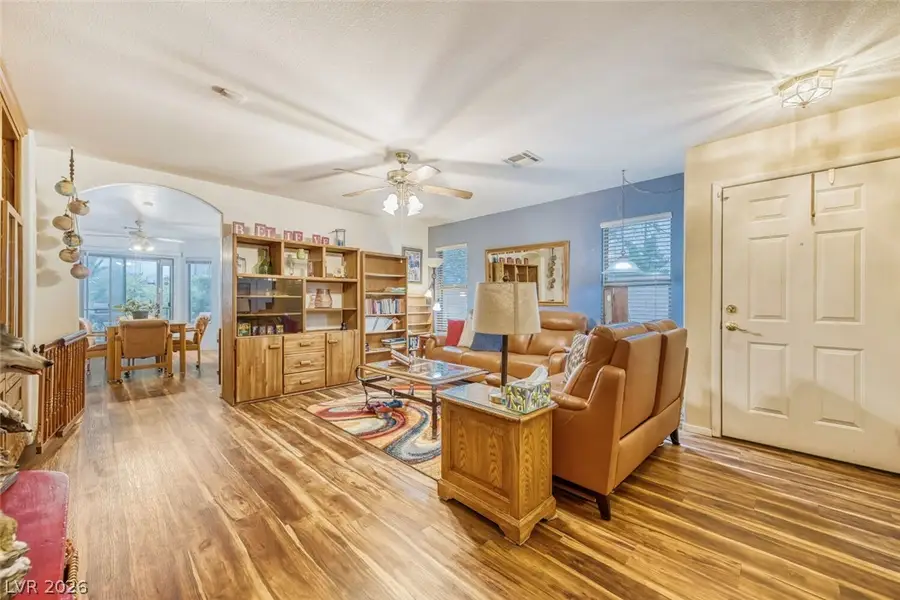 6413 Shining Sand Avenue, Las Vegas, NV 89142 - #3