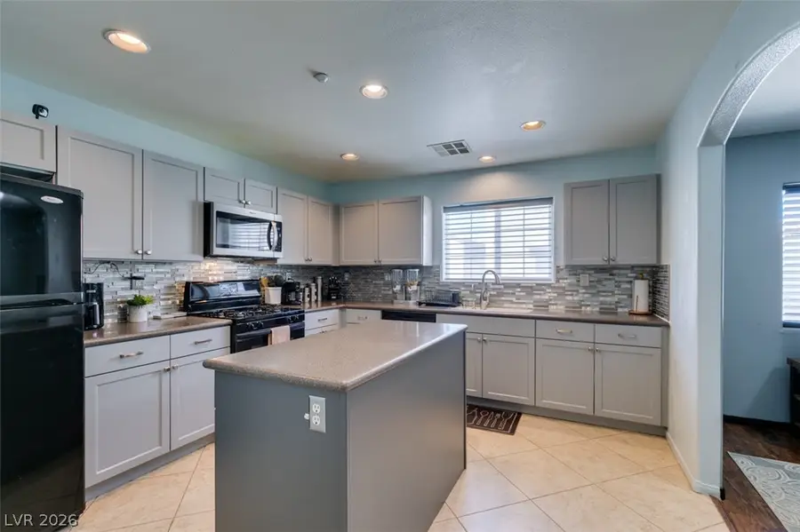 9061 Pure Sapphire Court, Las Vegas, NV 89149 - #3