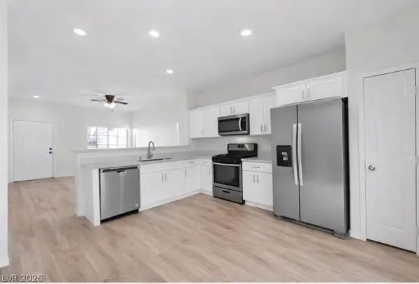 10605 Coal Canyon Avenue, Las Vegas, NV 89129