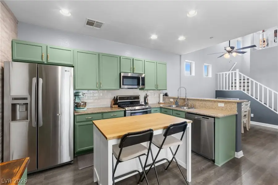 7876 Marbledoe Street, Las Vegas, NV 89149 - #2