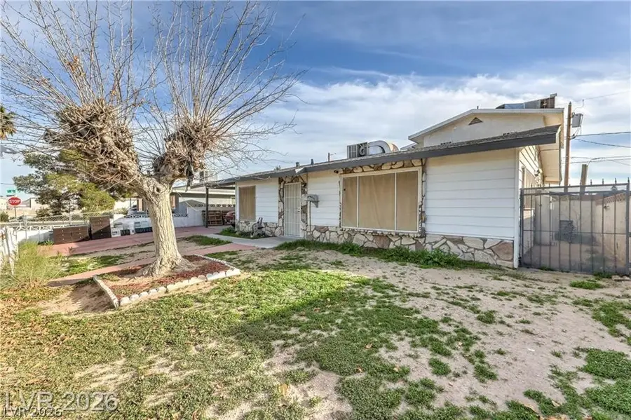 405 Leonard Avenue, Las Vegas, NV 89106 - #3