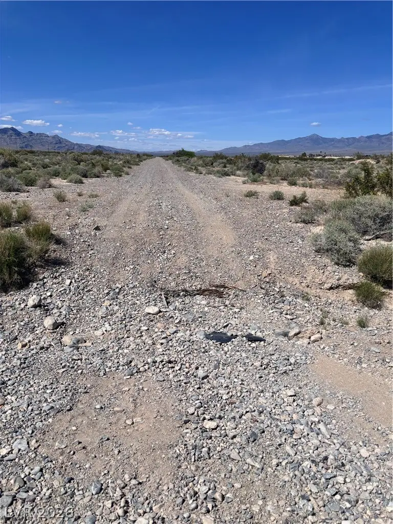 661 N Emery Street, Pahrump, NV 89060 - #2