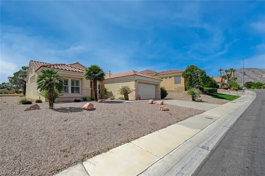 10121 Villa Ridge Drive, Las Vegas, NV 89134 - #2