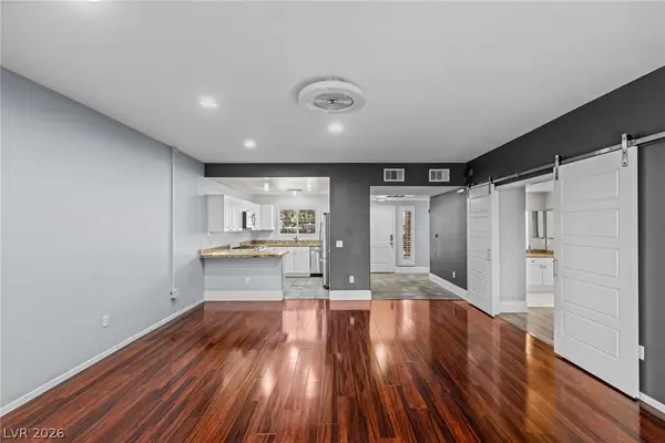 10525 Autumn Pine Avenue #105, Las Vegas, NV 89144