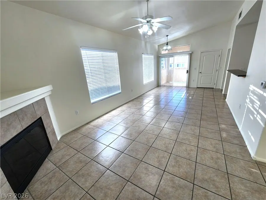 2305 W Horizon Ridge Parkway #2321, Henderson, NV 89052 - #2