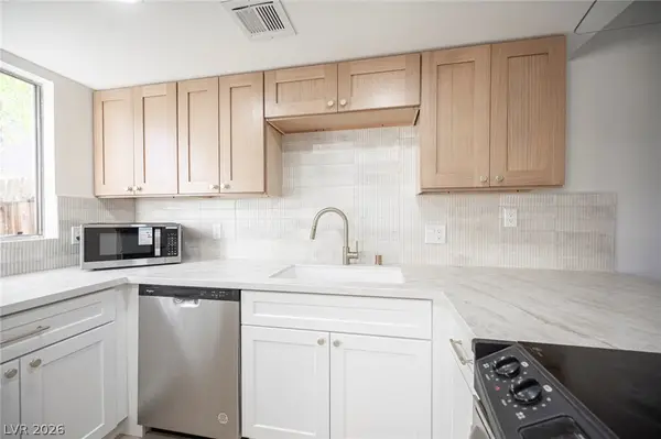 208 N Bruce Street #C, Las Vegas, NV 89101