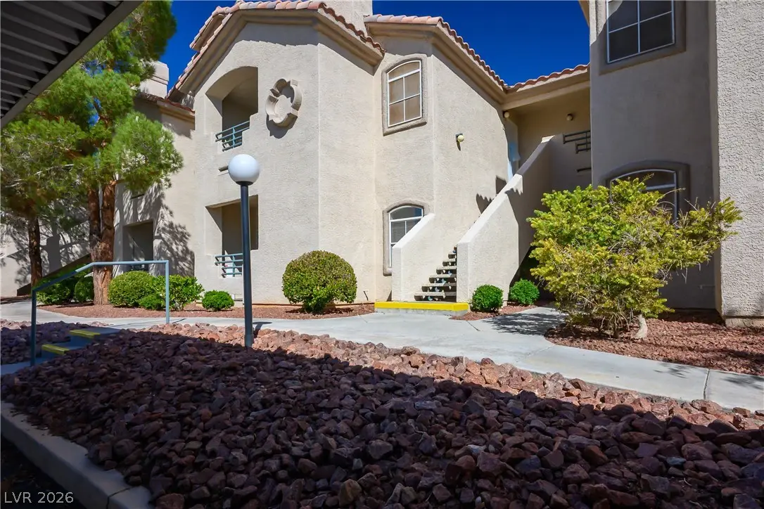 5415 W Harmon Avenue #1122, Las Vegas, NV 89103 - #1