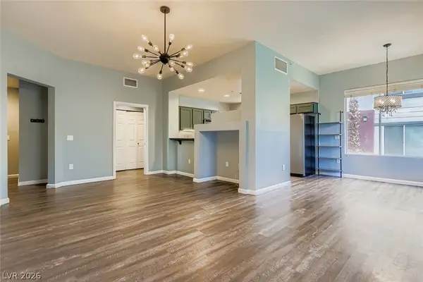39 E Agate Avenue #208, Las Vegas, NV 89123