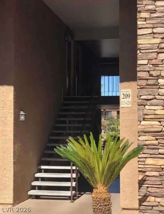 5081 River Glen Drive #113, Las Vegas, NV 89103