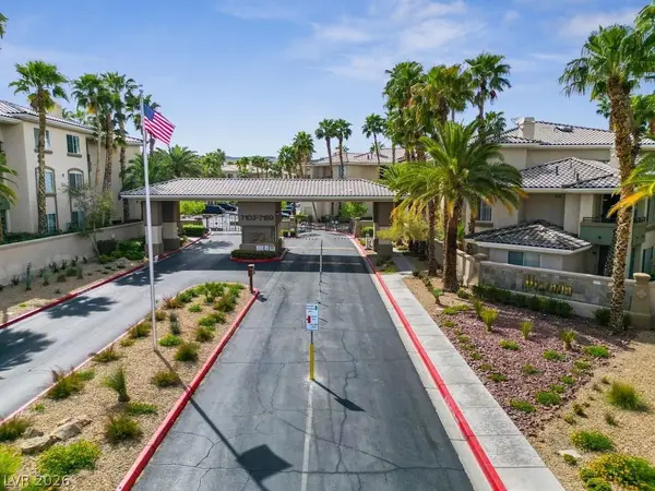 7107 S Durango Drive #305, Las Vegas, NV 89113