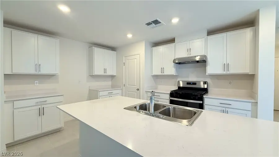 9249 Innot Avenue, Las Vegas, NV 89148 - #3