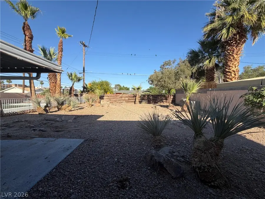 1111 Strong Drive, Las Vegas, NV 89102 - #2