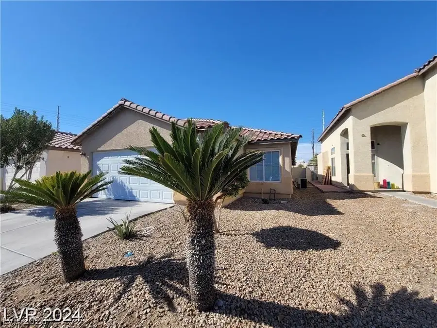 2711 Morning Break Court, Las Vegas, NV 89142 - #2