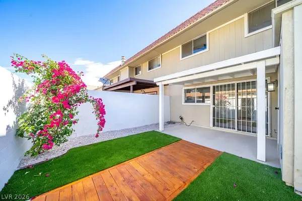 2482 Paradise Village Way, Las Vegas, NV 89120