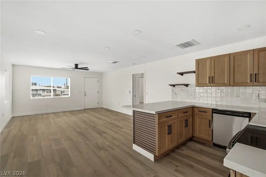 141 N 19th Street, Las Vegas, NV 89101 - #2