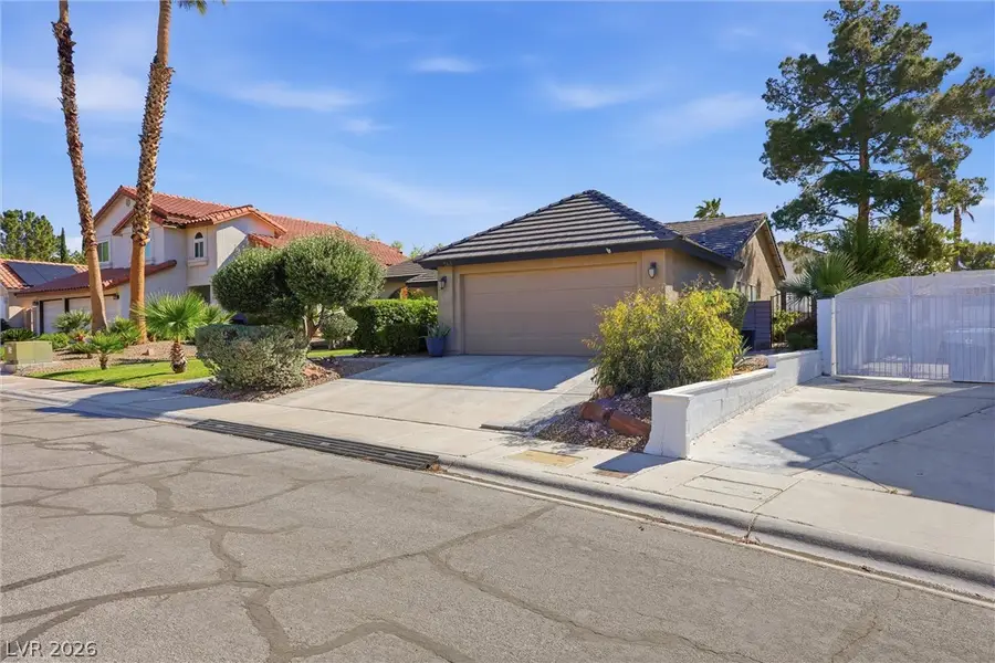 2816 Klondike Court, Las Vegas, NV 89117 - #2