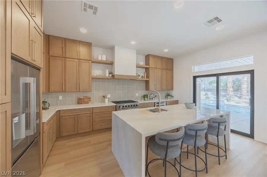 2516 Silver Beach Drive, Henderson, NV 89052 - #2