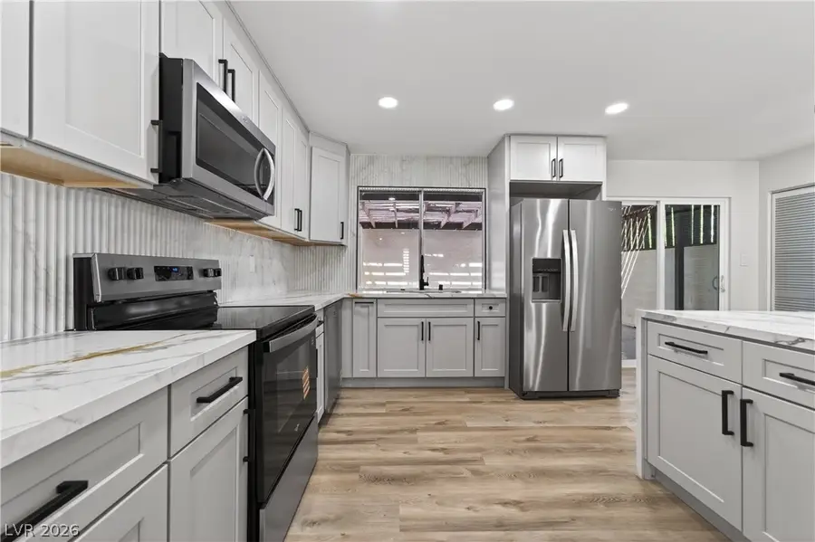 335 Greenbriar Townhouse Way, Las Vegas, NV 89121 - #3