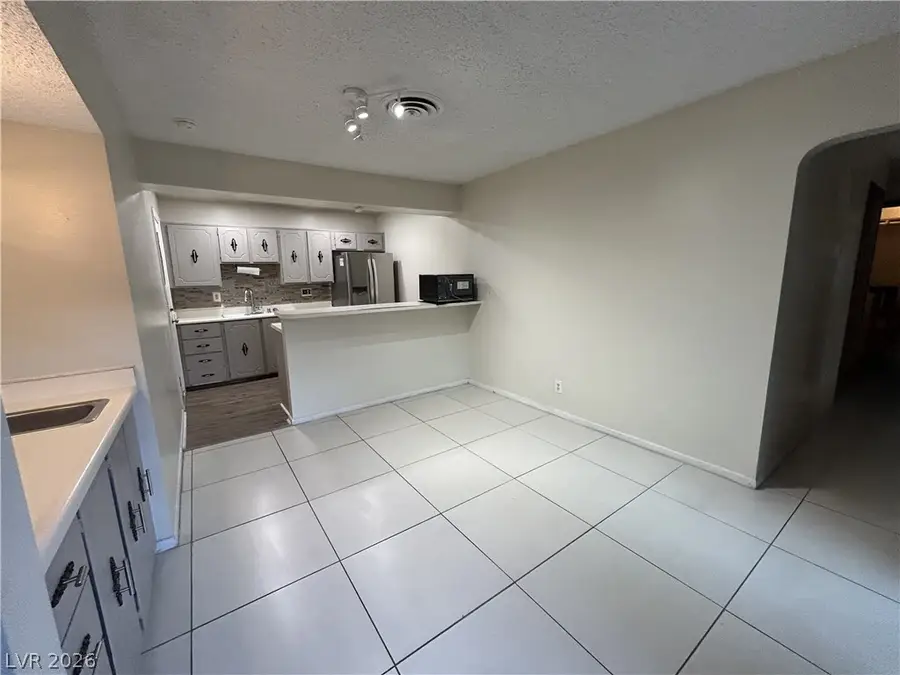 6417 Ironbark Lane, Las Vegas, NV 89107 - #3