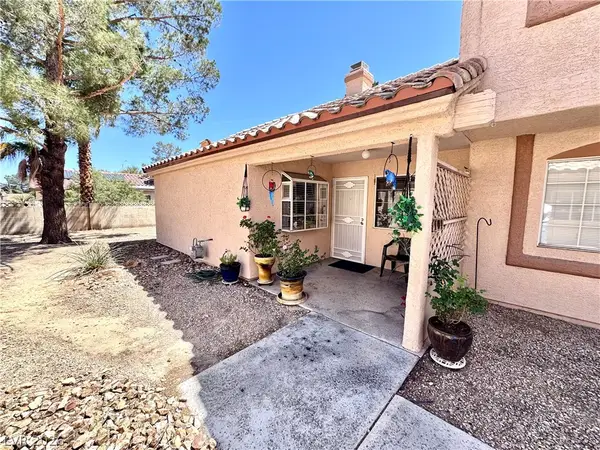 1600 N Torrey Pines Drive #101, Las Vegas, NV 89108