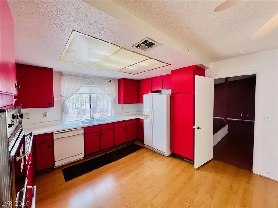 5028 Meadow Grove Court, Las Vegas, NV 89120 - #3