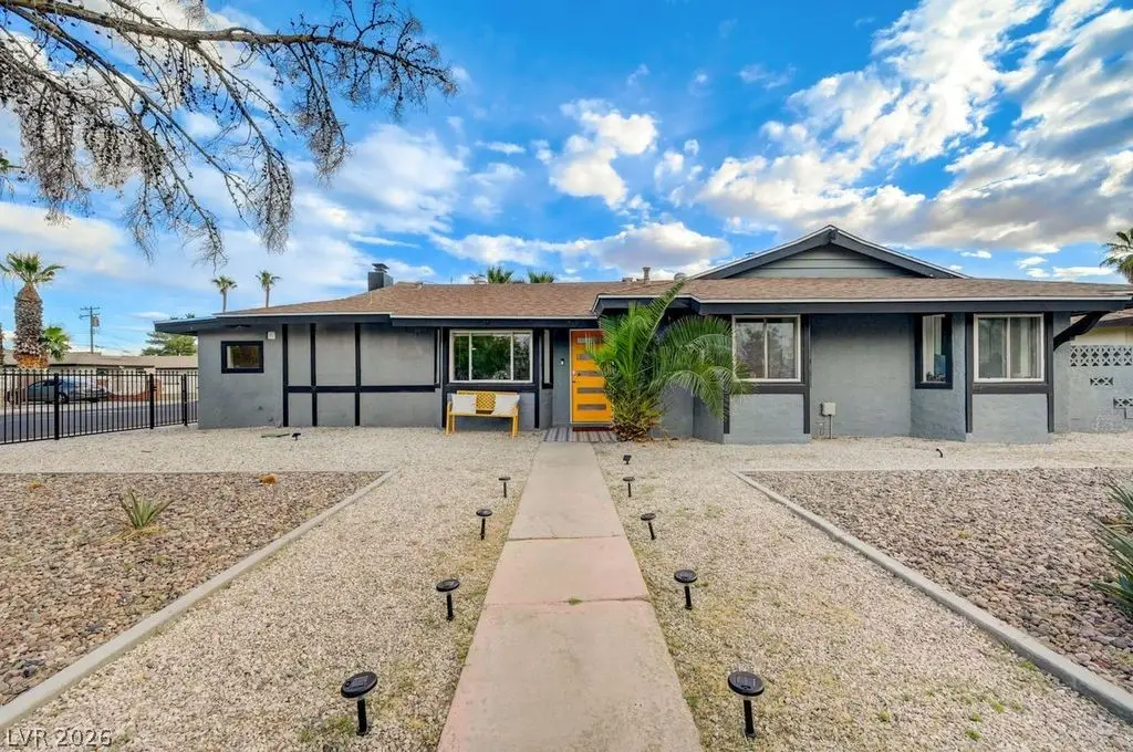 808 E Saint Louis Avenue, Las Vegas, NV 89104 - #1