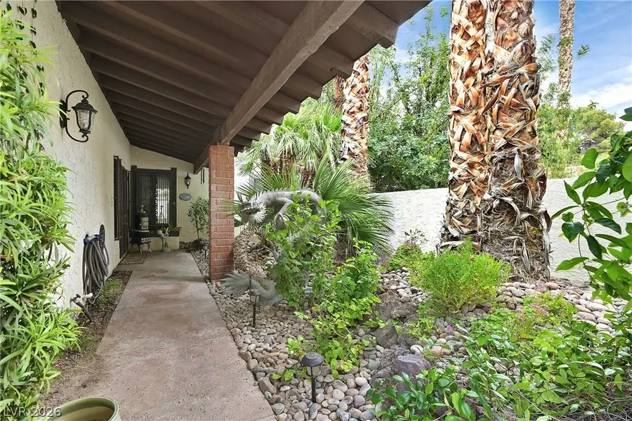 3016 Calle De Laredo, Las Vegas, NV 89102 - #2
