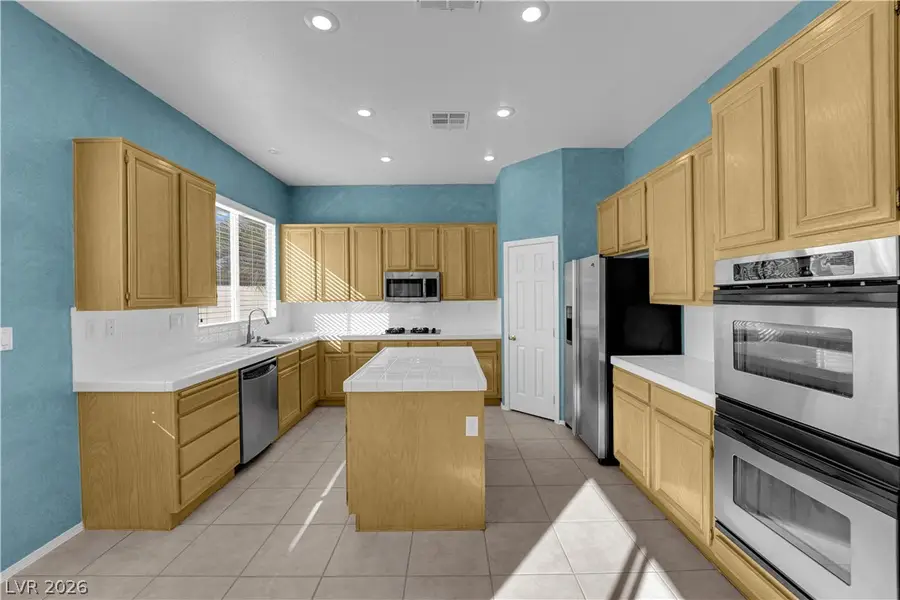 745 Diamond Bend Avenue, Las Vegas, NV 89123 - #2