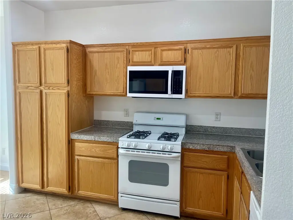 808 Pirates Cave Court, North Las Vegas, NV 89032 - #1