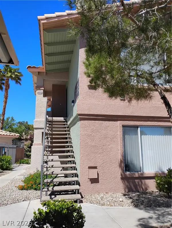 8450 Alta Drive #208, Las Vegas, NV 89145
