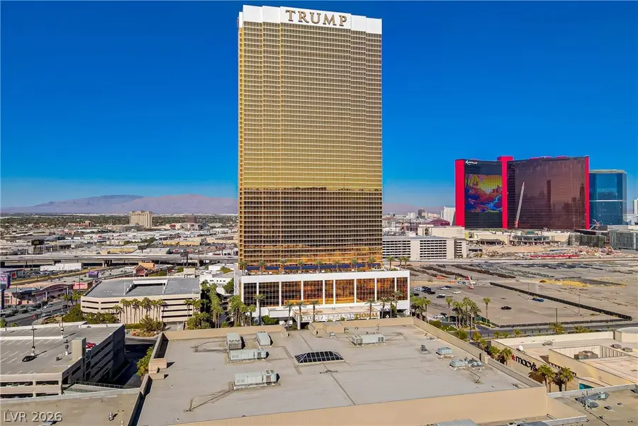 2000 N Fashion Show Drive #3118, Las Vegas, NV 89109 - #2