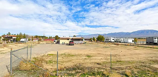 550 Alaska Way, Pahrump, NV 89060