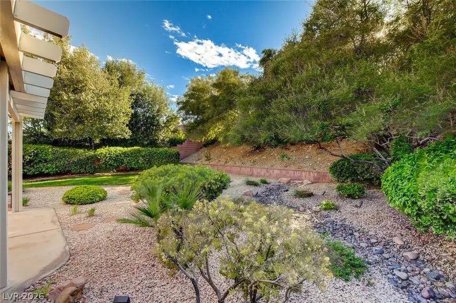 3713 Spring Shadow Road, Las Vegas, NV 89129 - #2