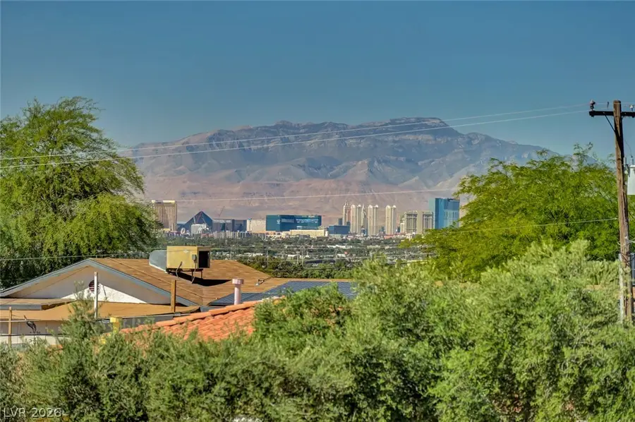 340 N Phyllis Street, Las Vegas, NV 89110 - #2