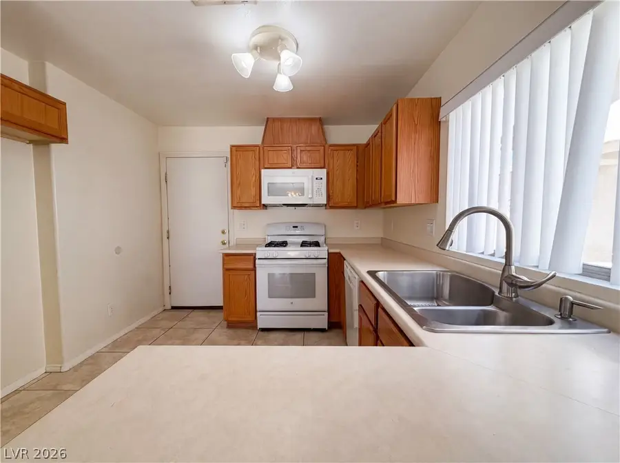 3548 Durant River Drive, Las Vegas, NV 89122 - #2